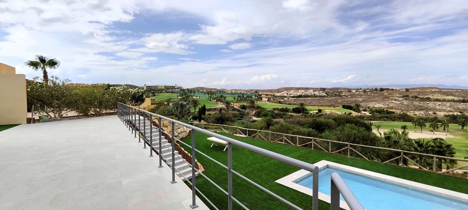 EXCLUSIVA VILLA DE 6 DORMITORIOS EN VALLE DEL ESTE - VERA