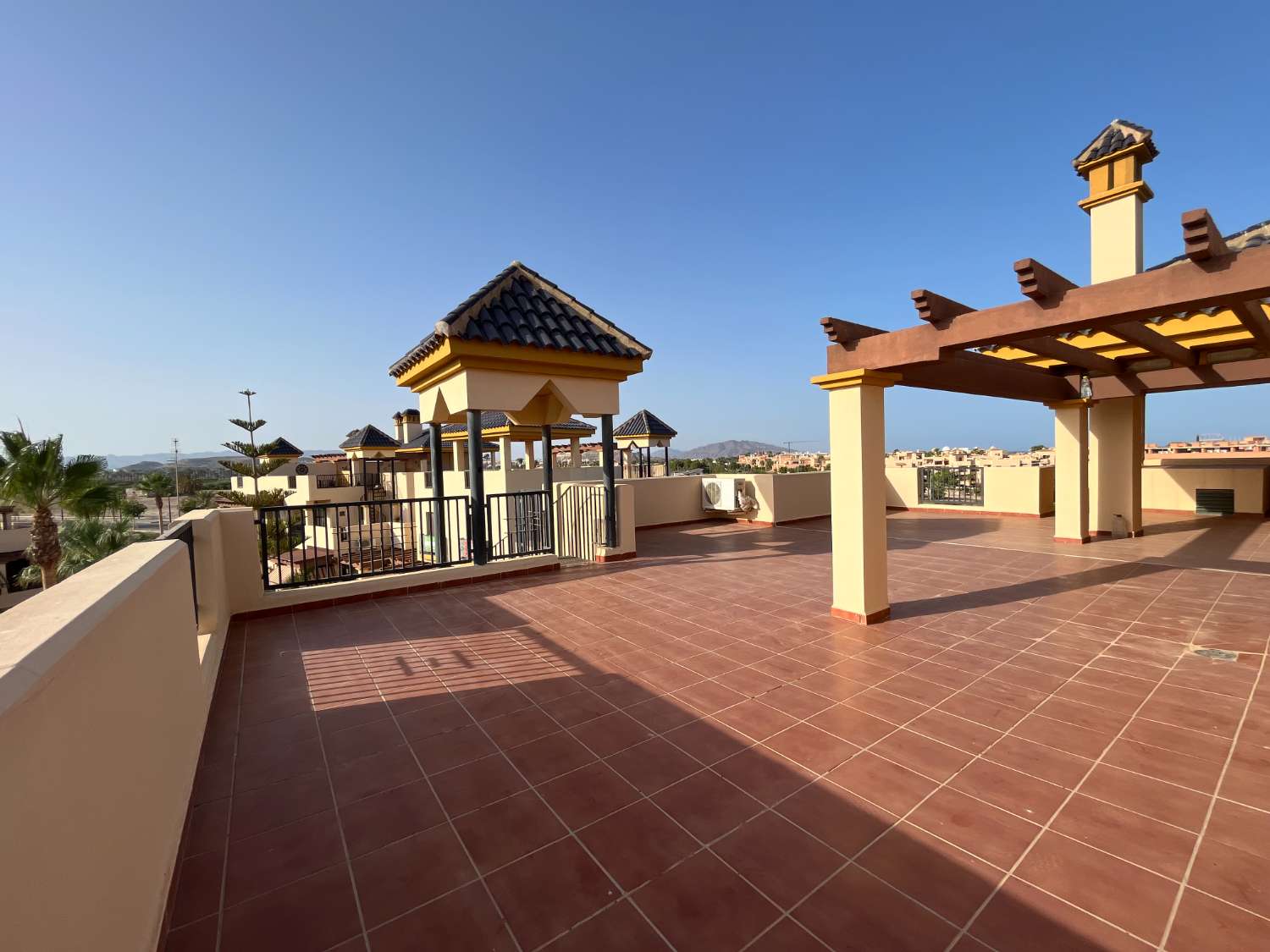 Alquiler de ático de 1 dormitorio en Puerto rey