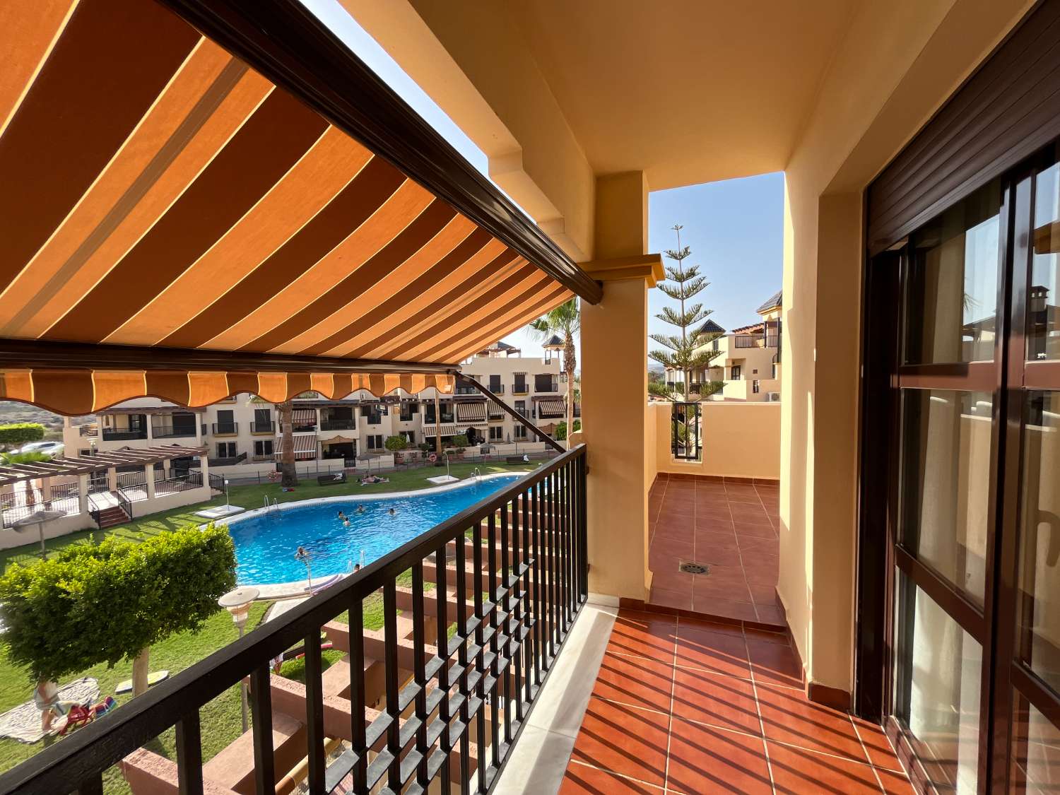 Alquiler de ático de 1 dormitorio en Puerto rey
