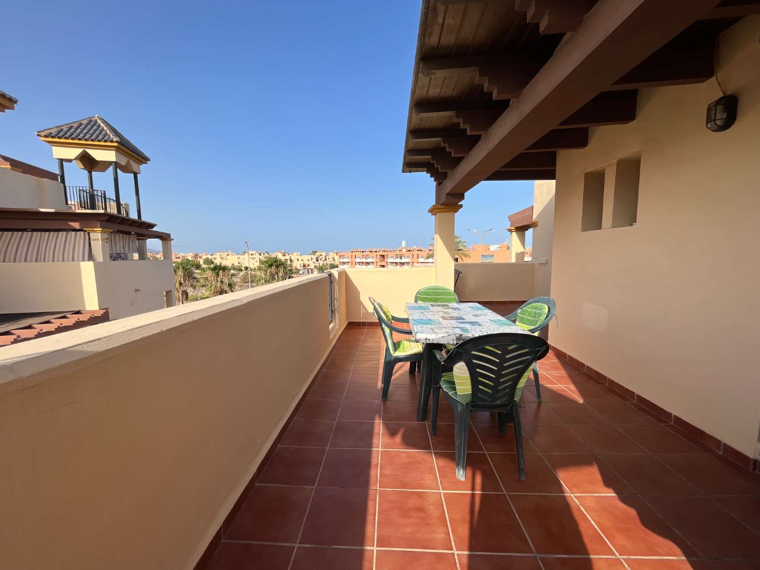 Alquiler de ático de 1 dormitorio en Puerto rey