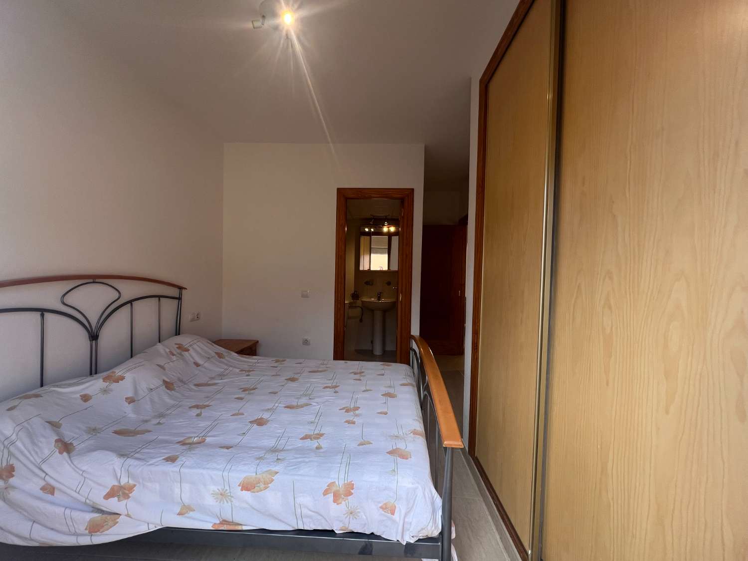 Appartement de 2 chambres au rez-de-chaussée