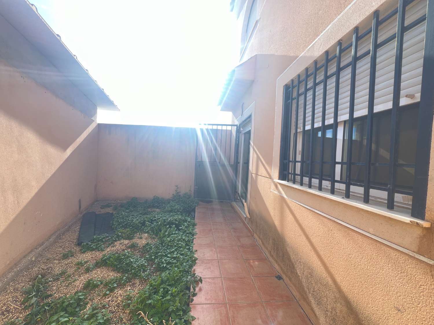 Appartement de 2 chambres au rez-de-chaussée