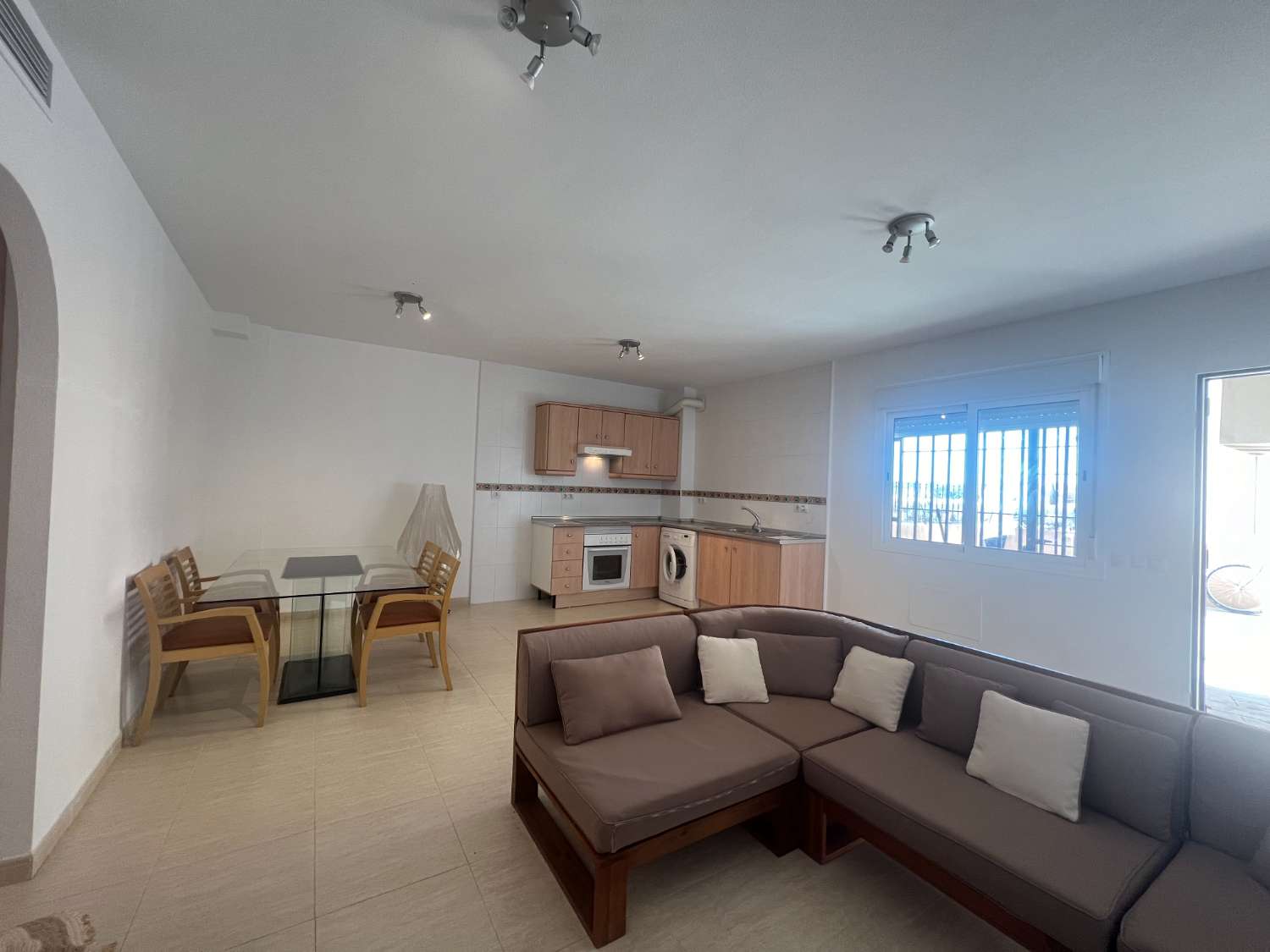 Appartement de 2 chambres au rez-de-chaussée