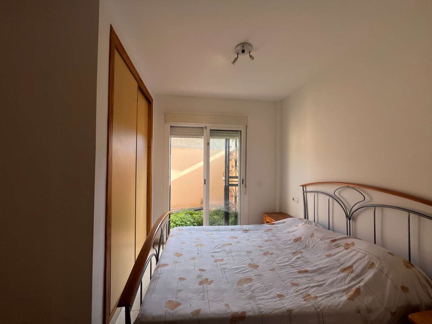 Appartement de 2 chambres au rez-de-chaussée