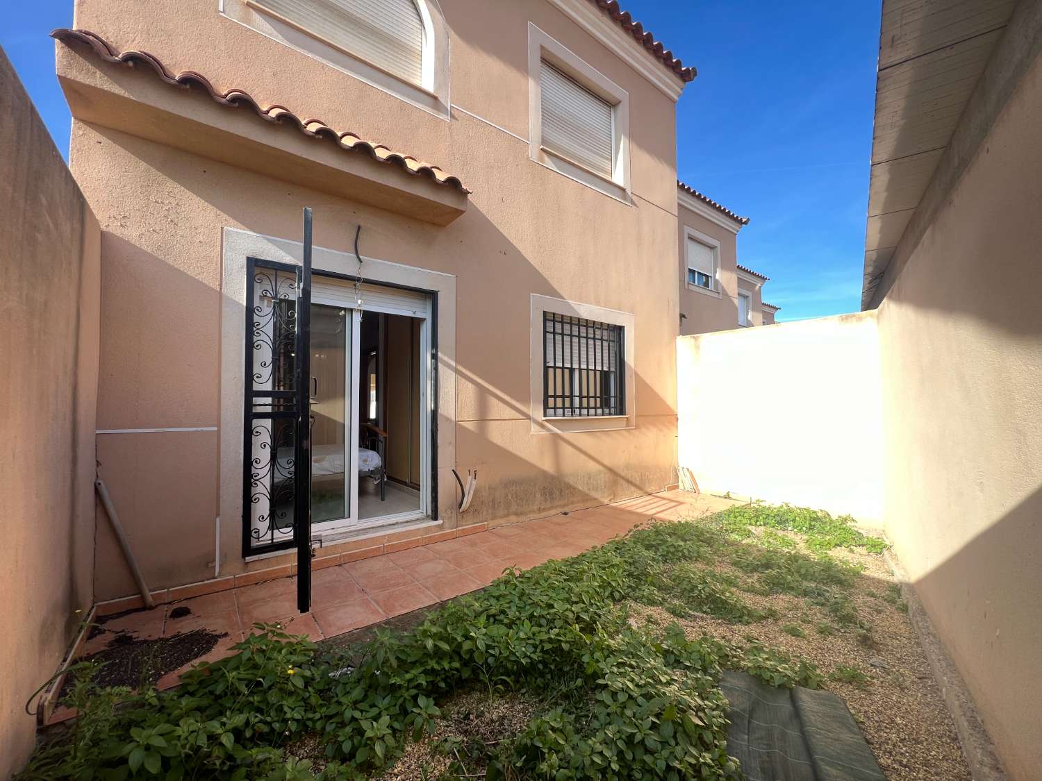 Appartement de 2 chambres au rez-de-chaussée