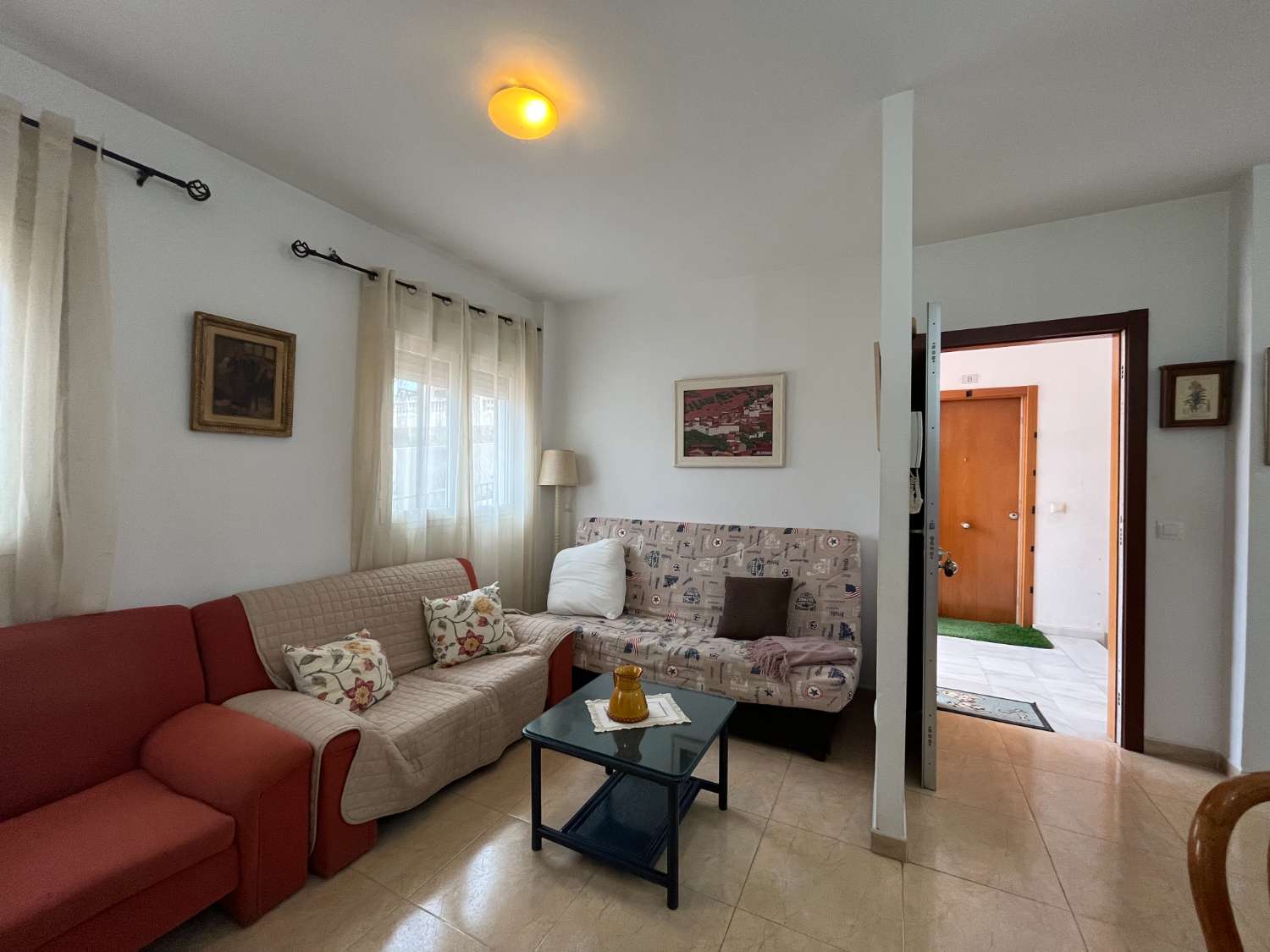 Apartamento de 2 dormitorios en planta baja SA1123