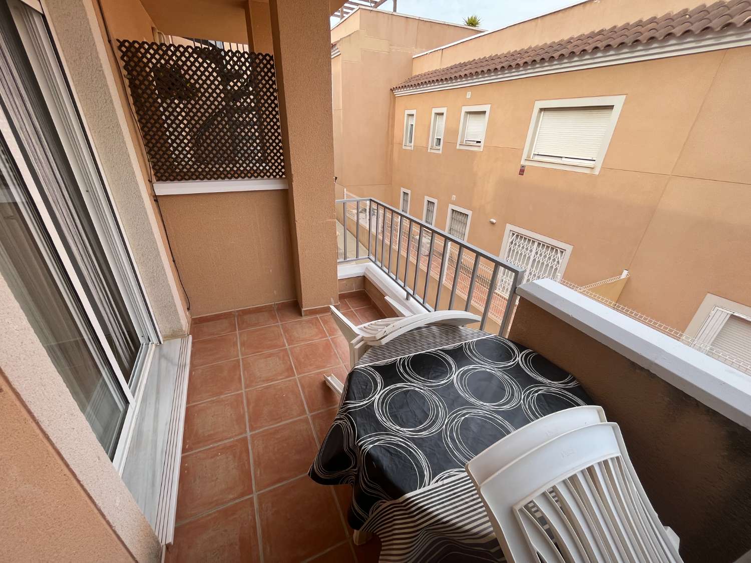 Appartement 2 chambres au 1er étage RA791
