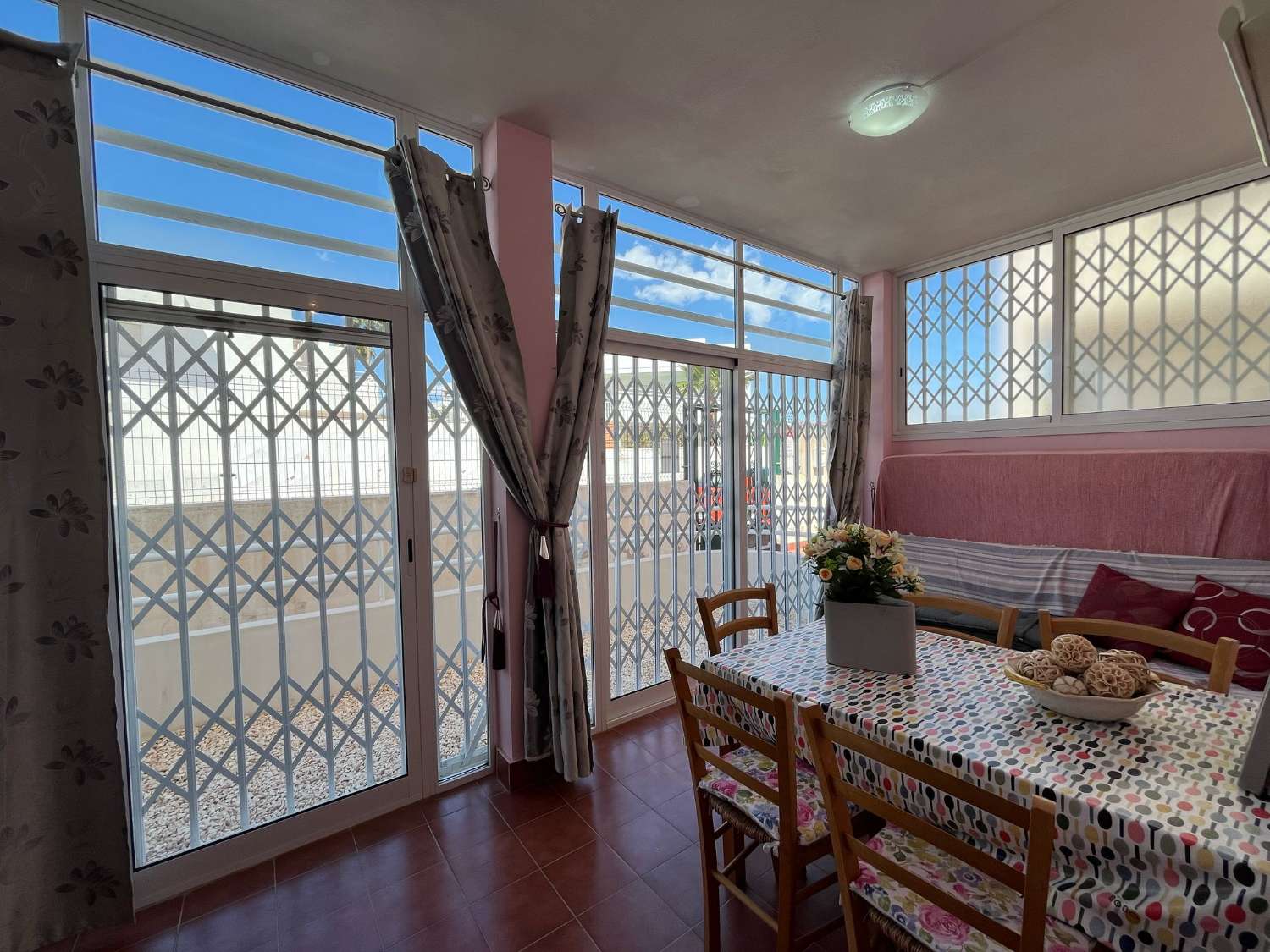 Apartamento en planta baja de 2 dormitorios SA1125
