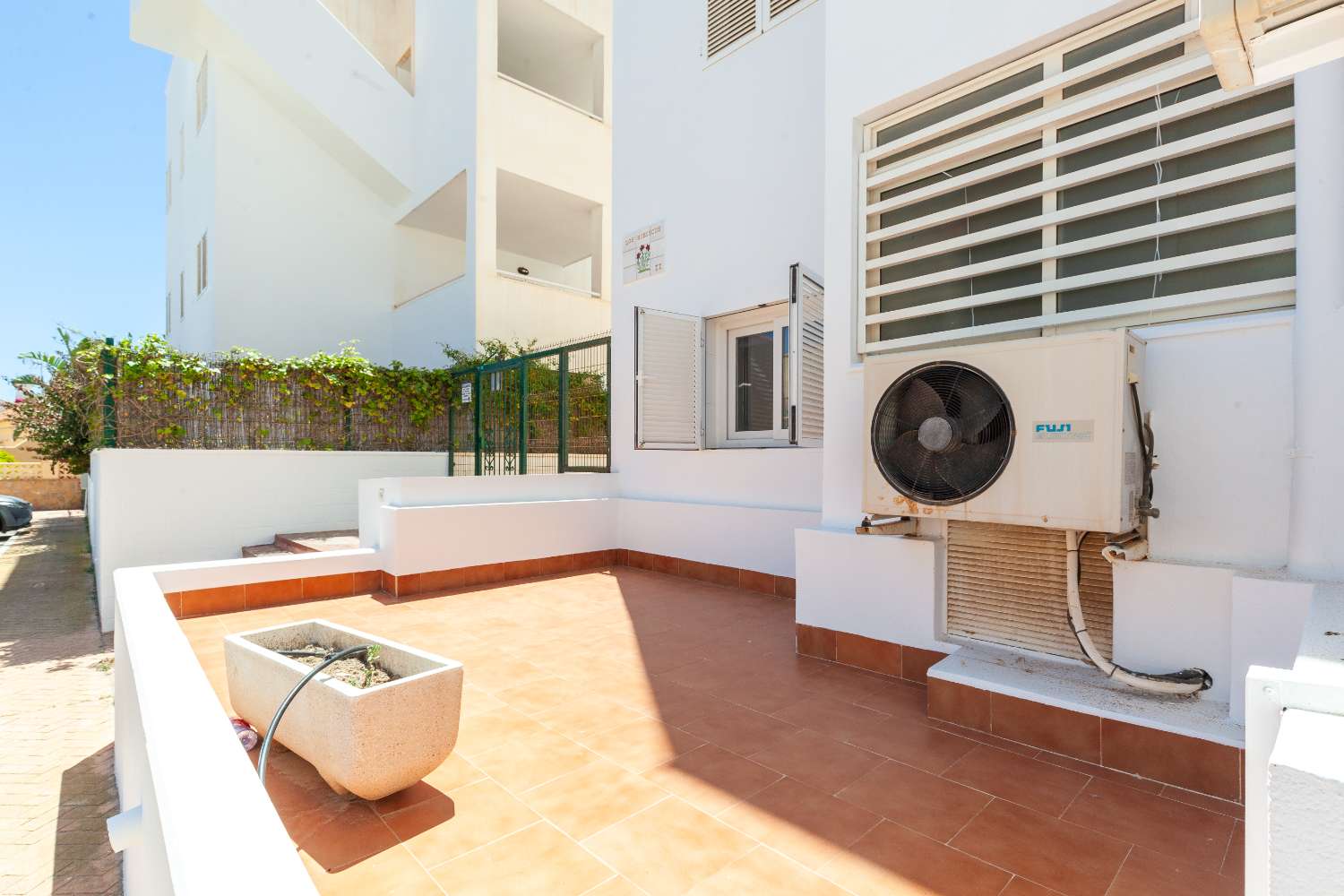 Appartement de 3 chambres au rez-de-chaussée