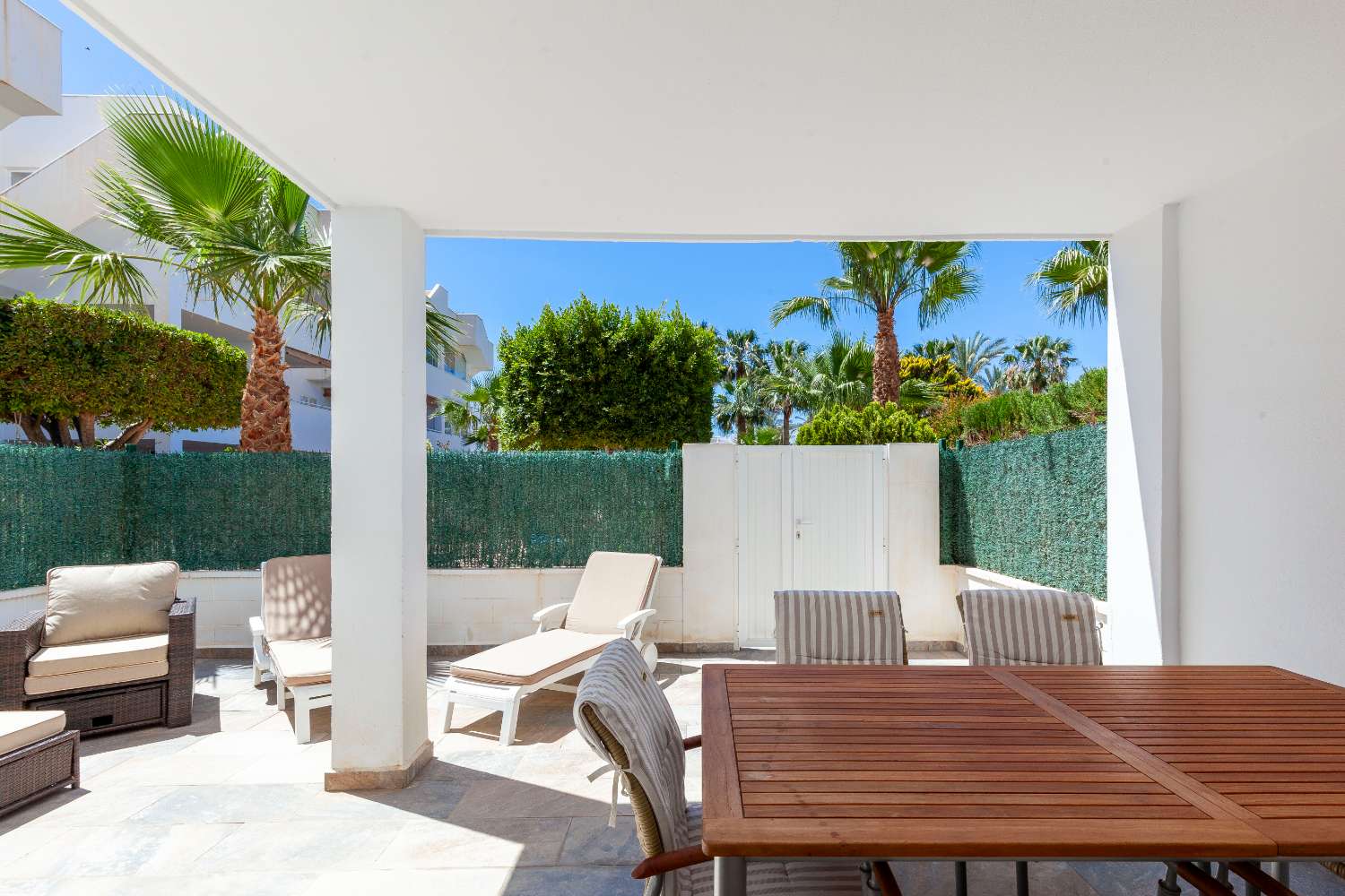Appartement de 3 chambres au rez-de-chaussée