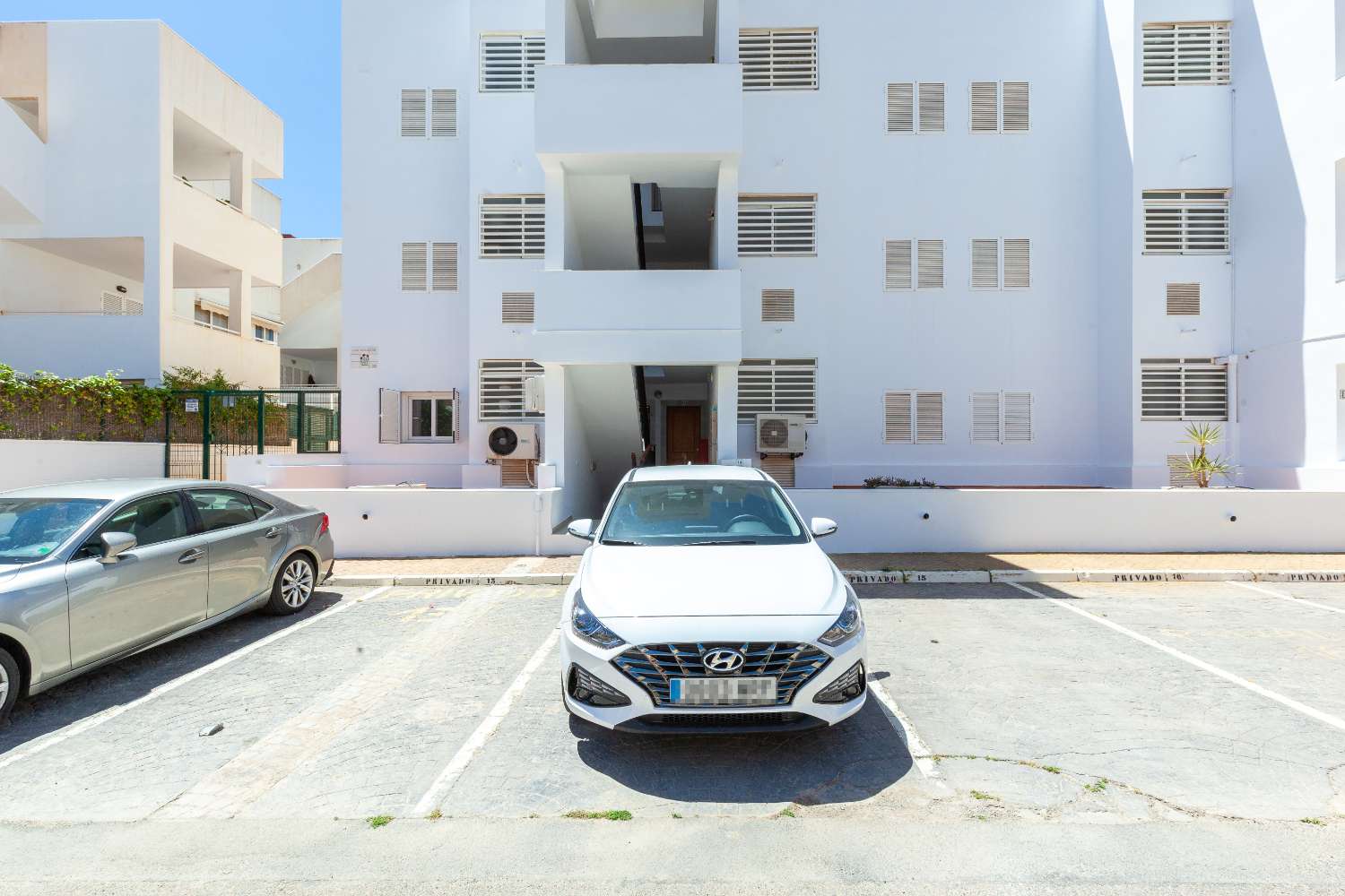 Appartement de 3 chambres au rez-de-chaussée