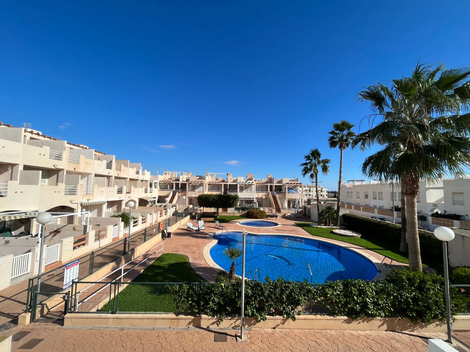 Appartement 1 chambre au rez-de-chaussée