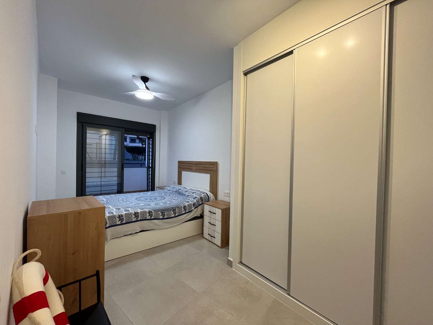 Apartamento en planta  baja de 3 dormitorios en Pinar de Garrucha