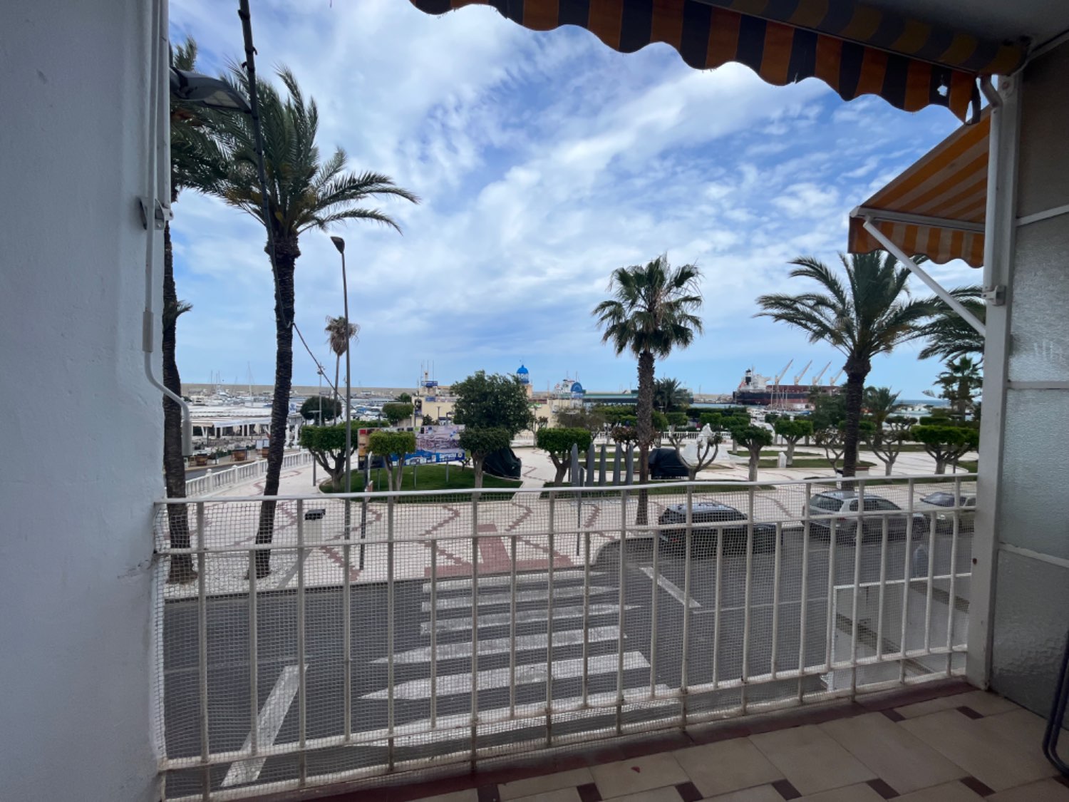 Apartamento de 2 dormitorios en Garrucha RA796