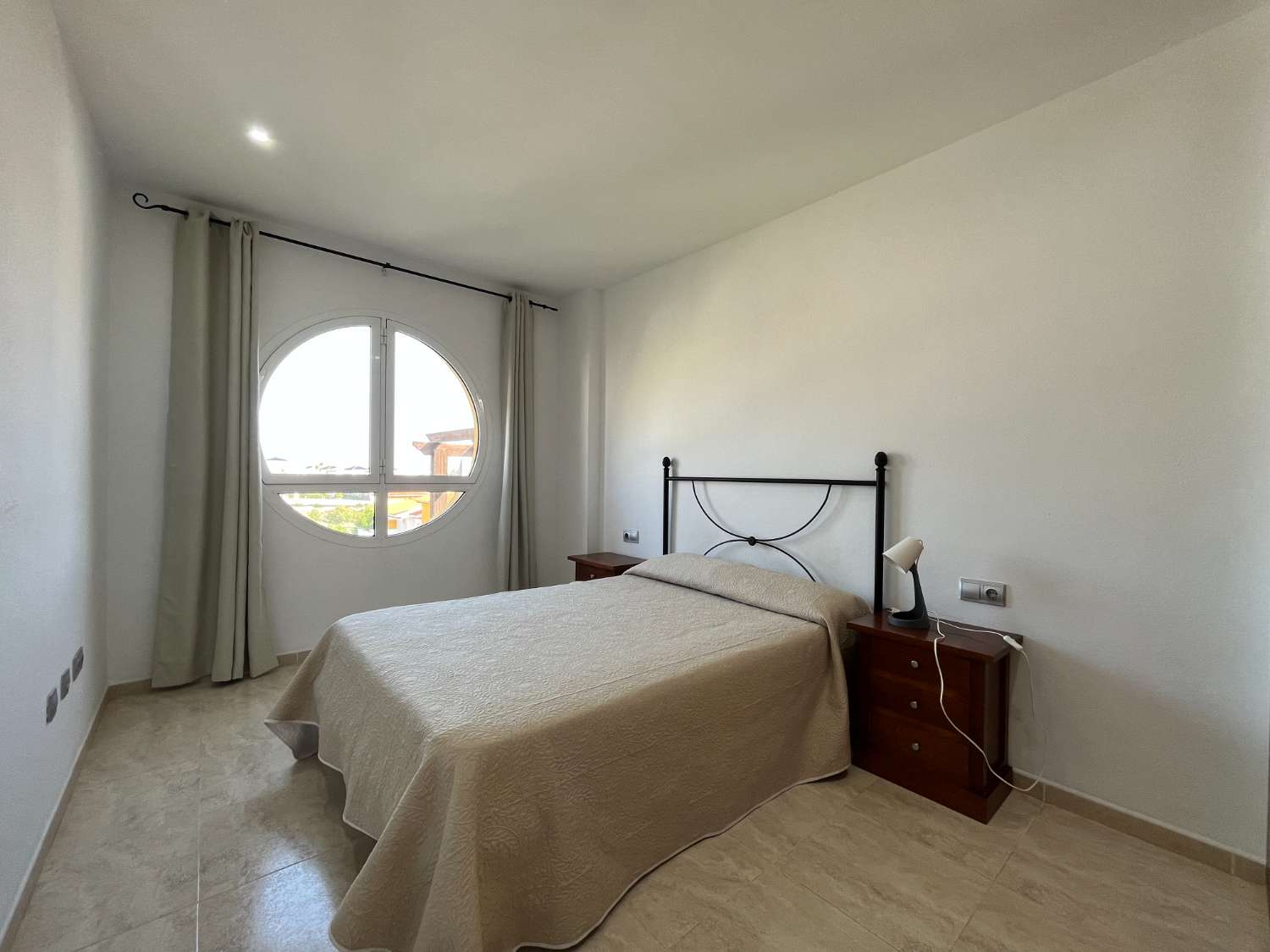 Ático de 2 dormitorios en Vera playa