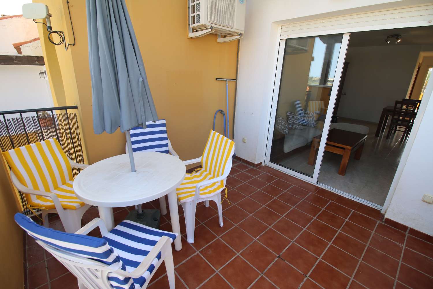 Ático de 2 dormitorios en Vera playa