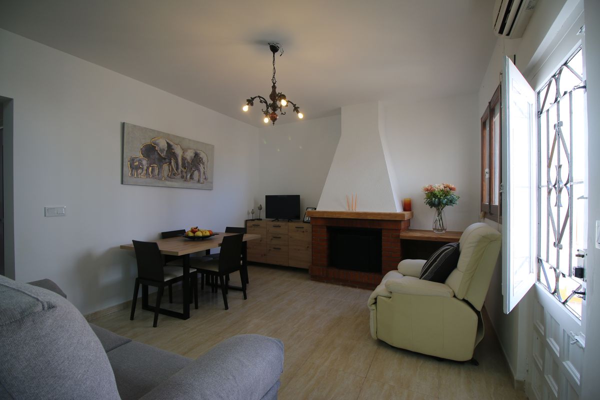 Casa de 2 dormitorios en Palomares planta baja