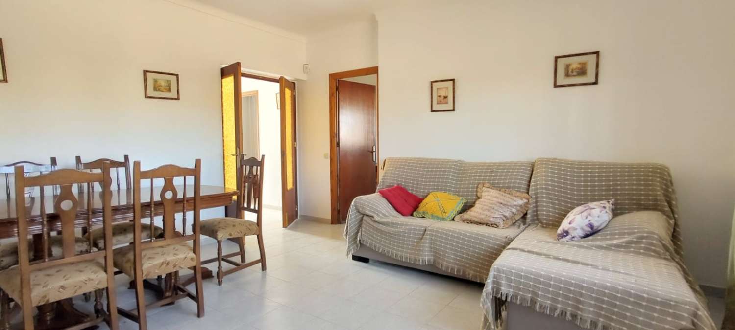 Casa de 4 dormitorios en Palomares