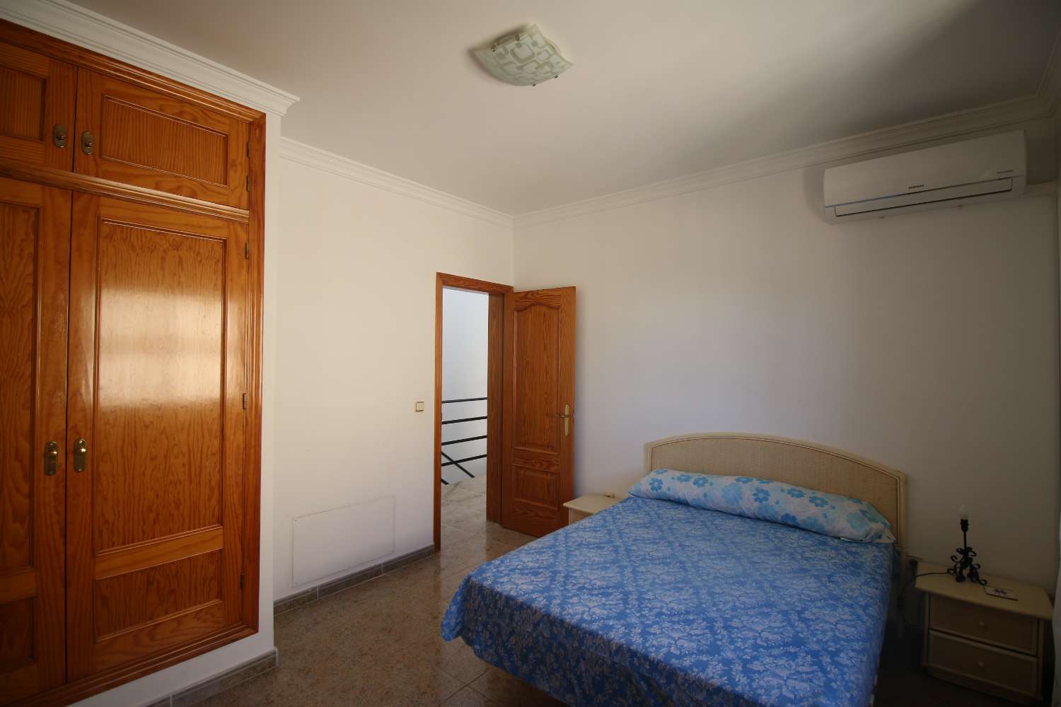 Duplex de 4 dormitorios en Palomares