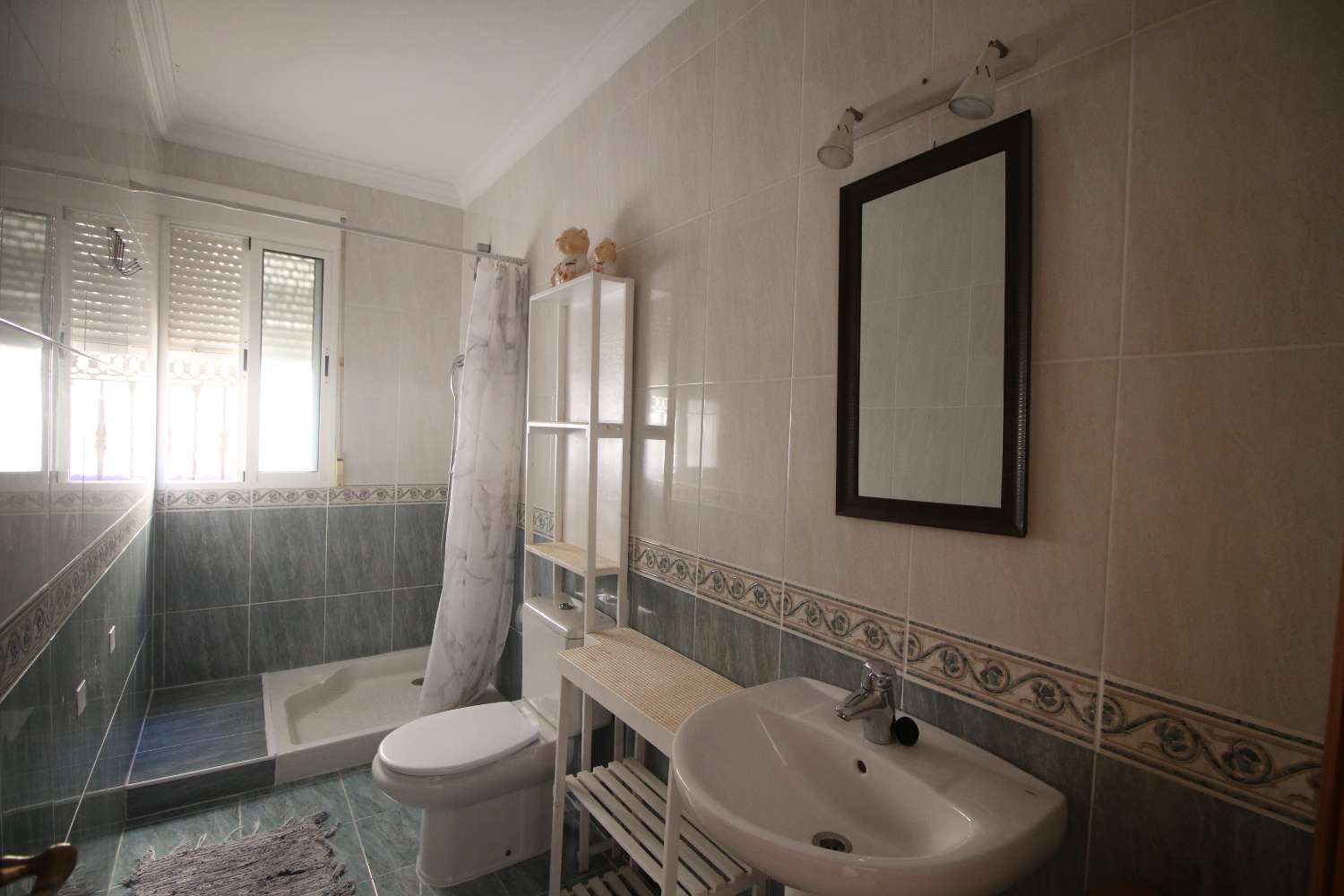 Duplex de 4 dormitorios en Palomares