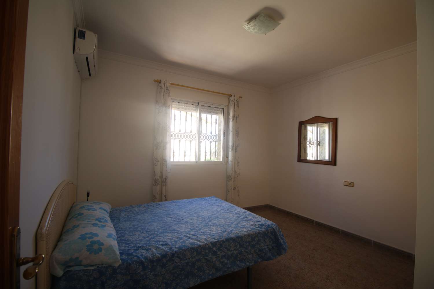 Duplex de 4 dormitorios en Palomares