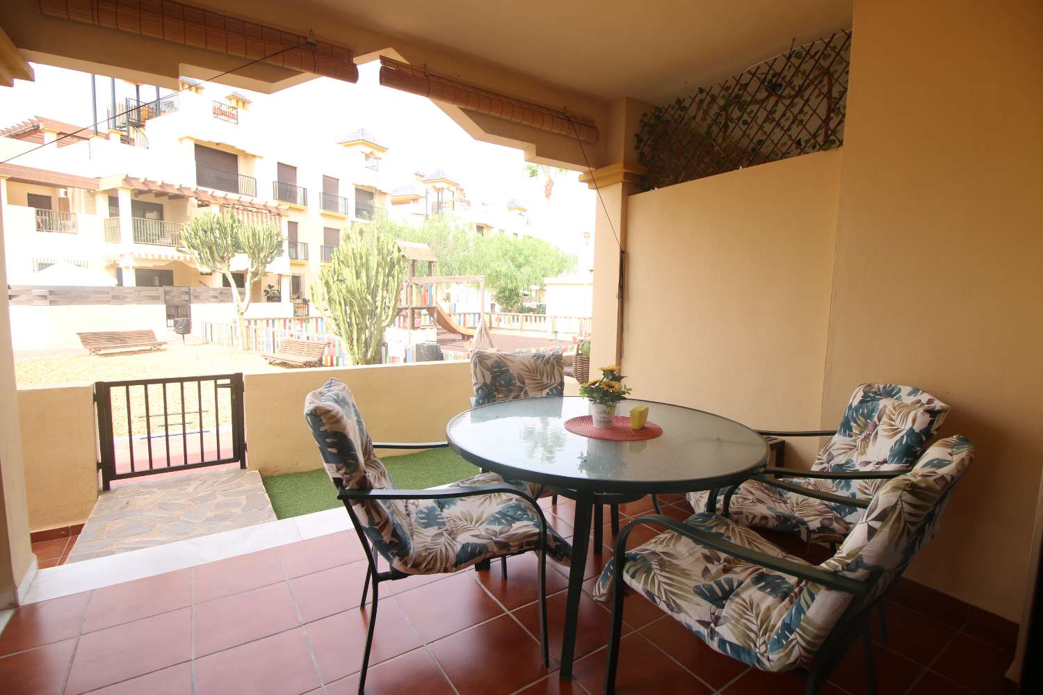 Apartamento en planta baja en urbanización Rincón de Vera