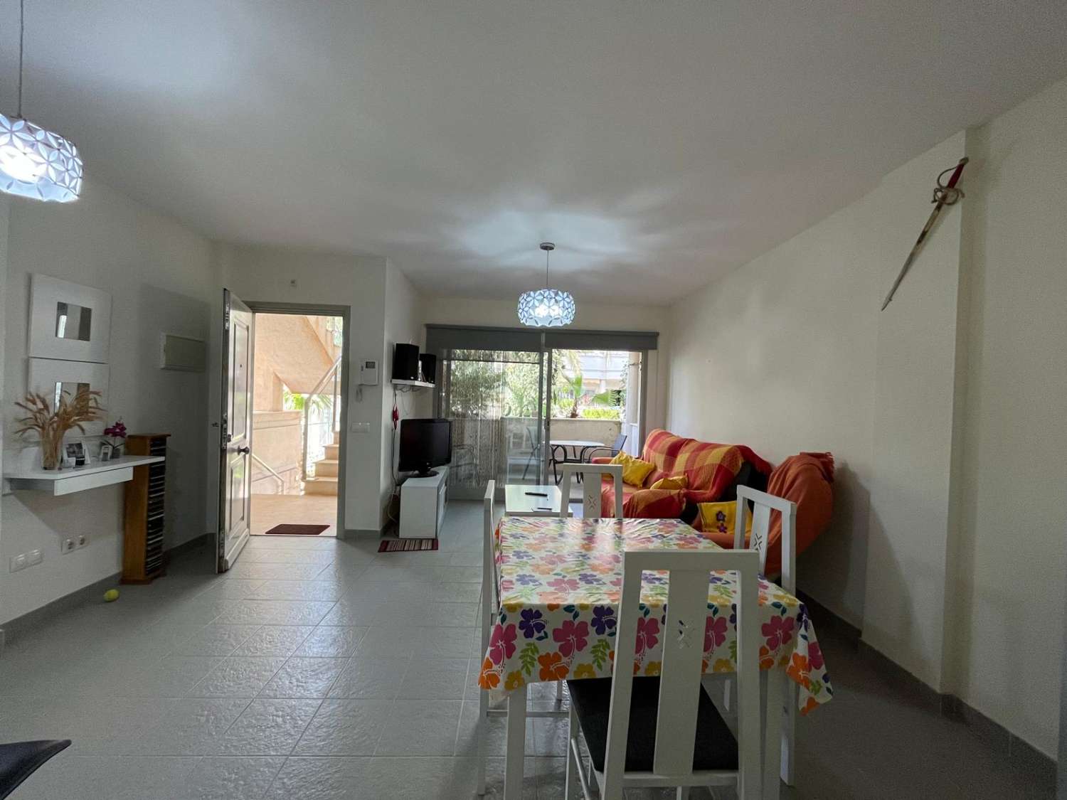 Apartamento en planta baja de 2 dormitorios en Palomares