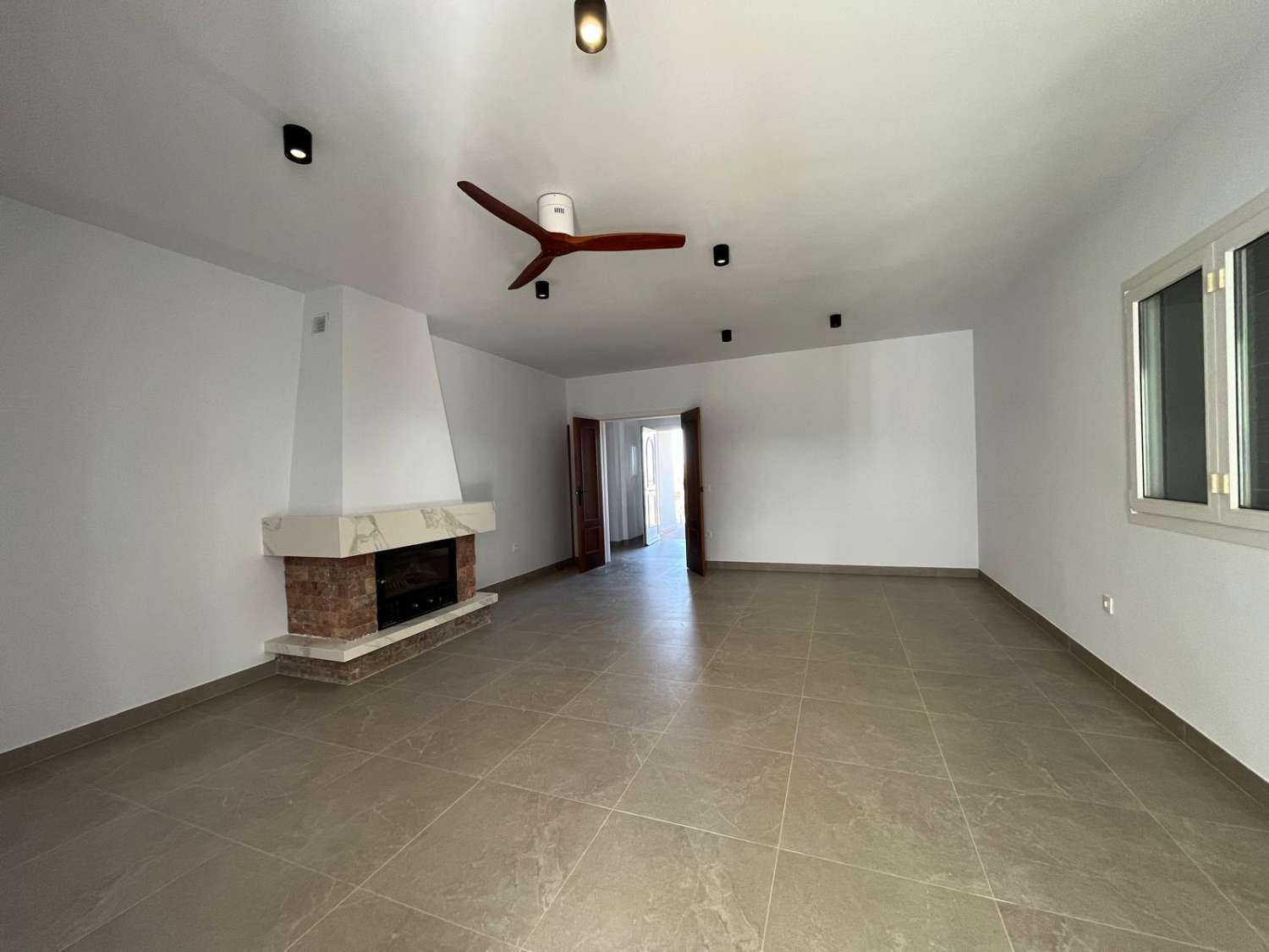 Villa individuelle de 4 chambres à Vera