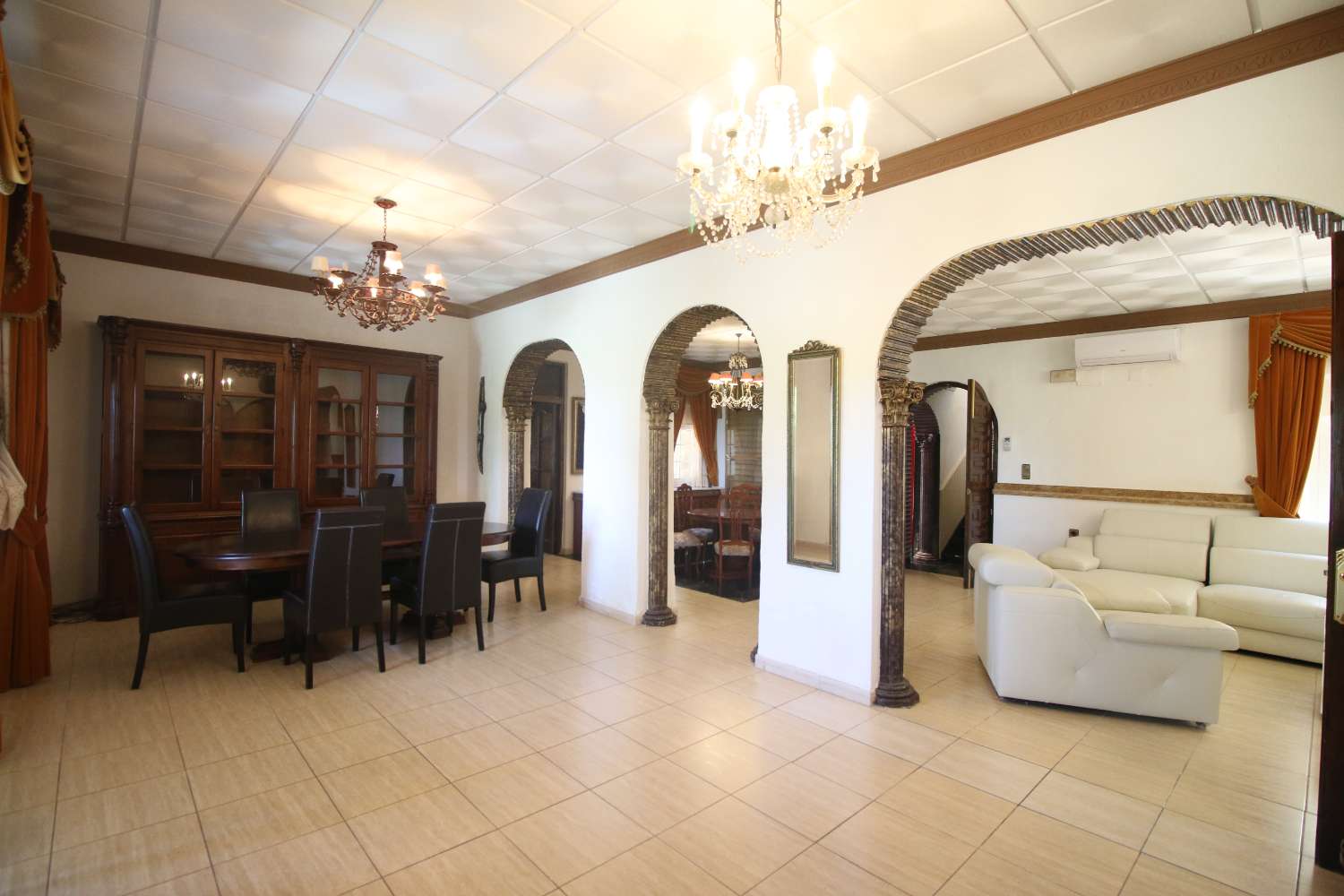 Casa independiente en Las Rozas 7 dormitorios