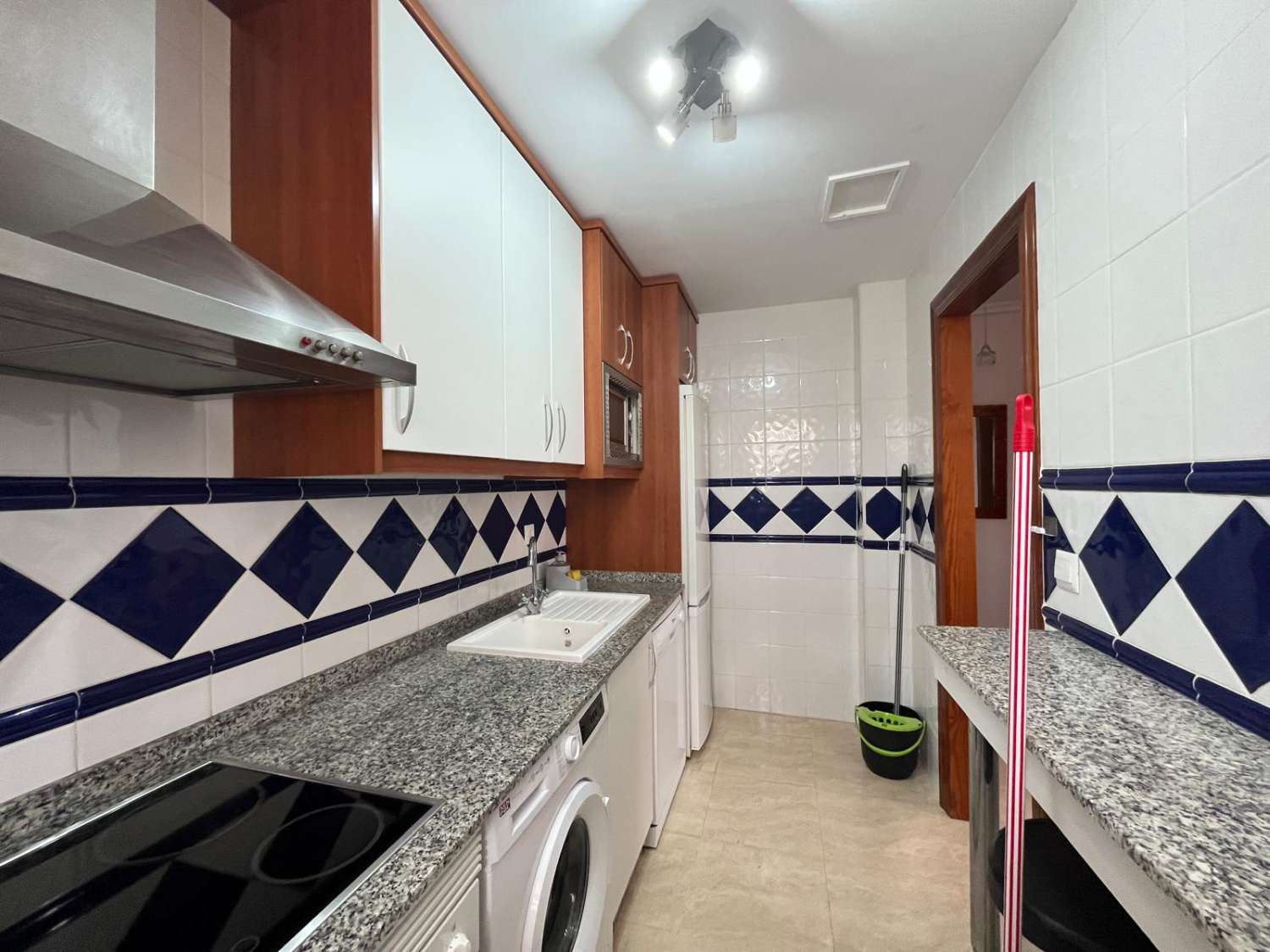 2 bedroom penthouse in Vera beach