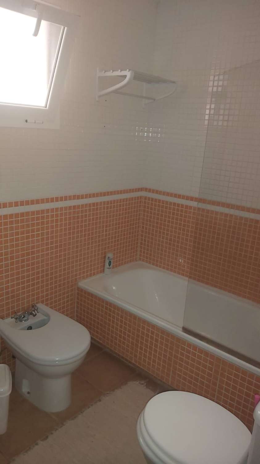 Apartamento en planta baja en Al Andaluss Thalassa
