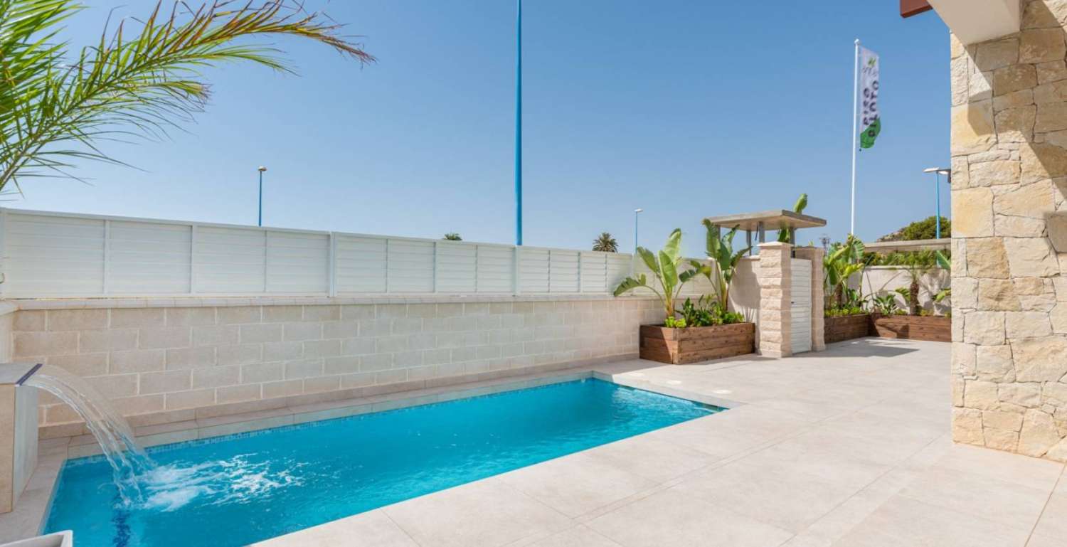Villa de 3 dormitorios en Vera playa