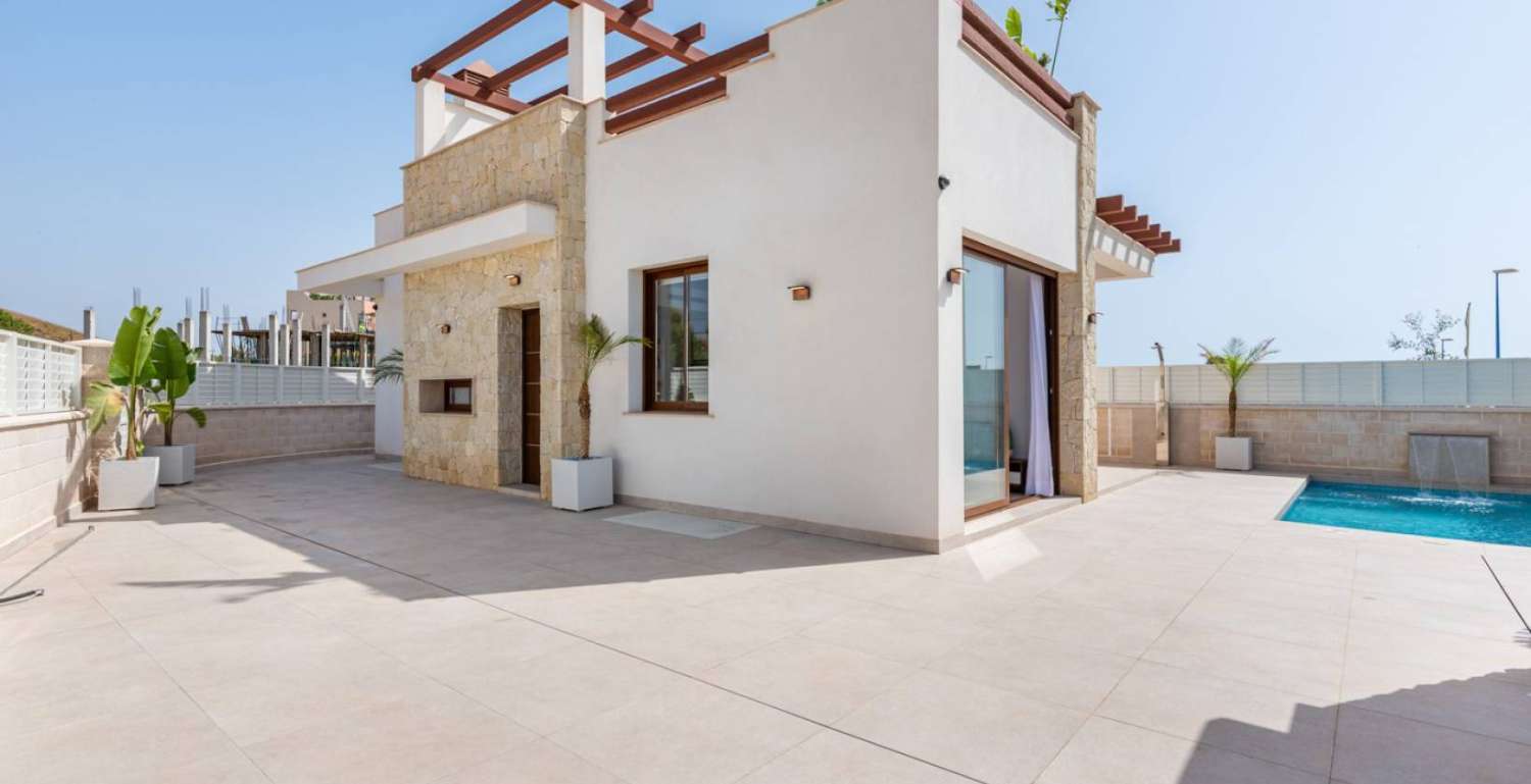 Villa de 3 dormitorios en Vera playa
