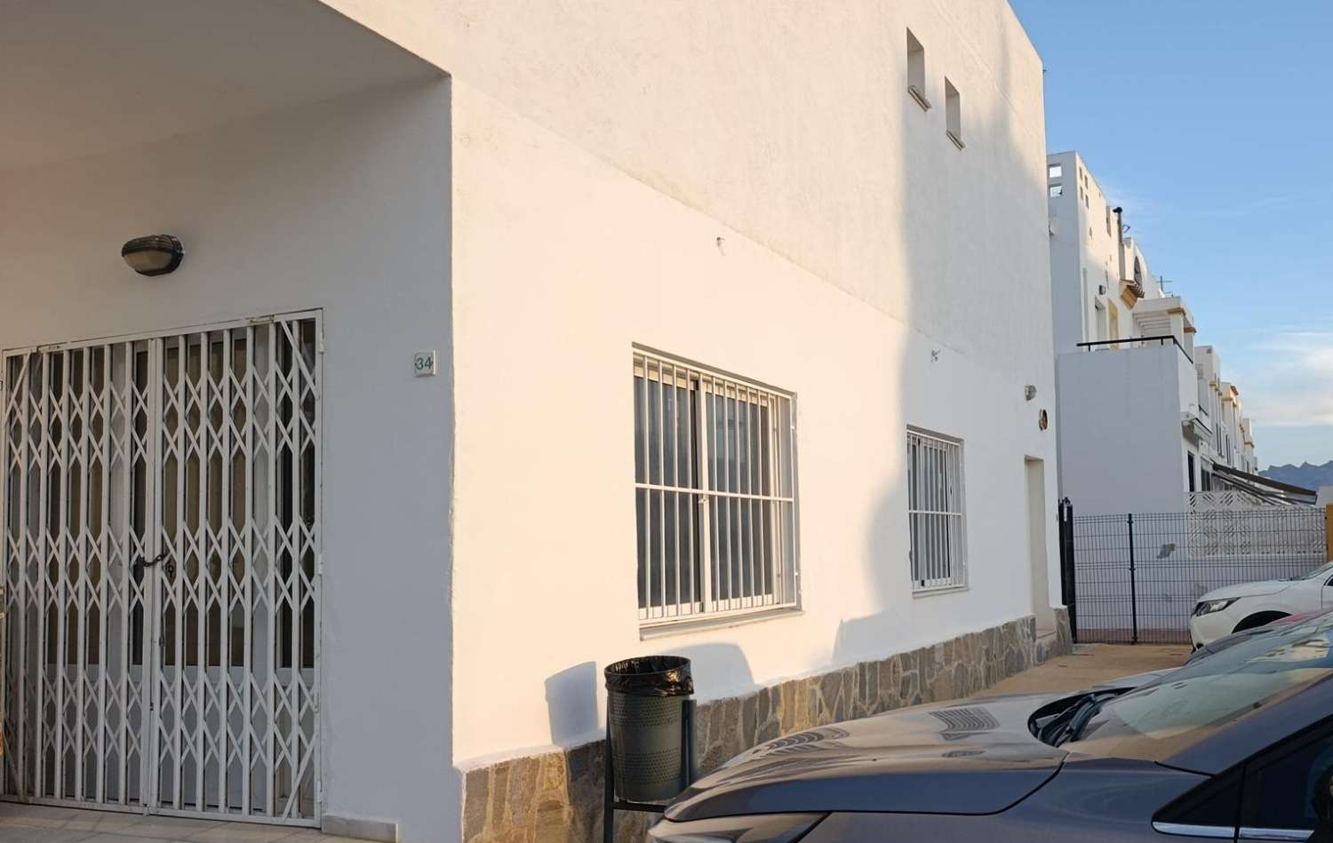 Alquiler de Local comercial en esquina  RA836