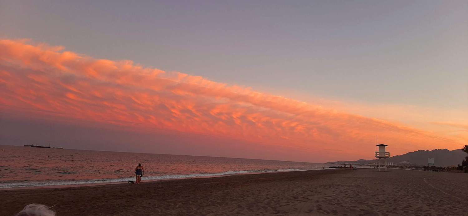 Alquiler de bajo de 2 dormitorios en Paraíso de Vera Playa